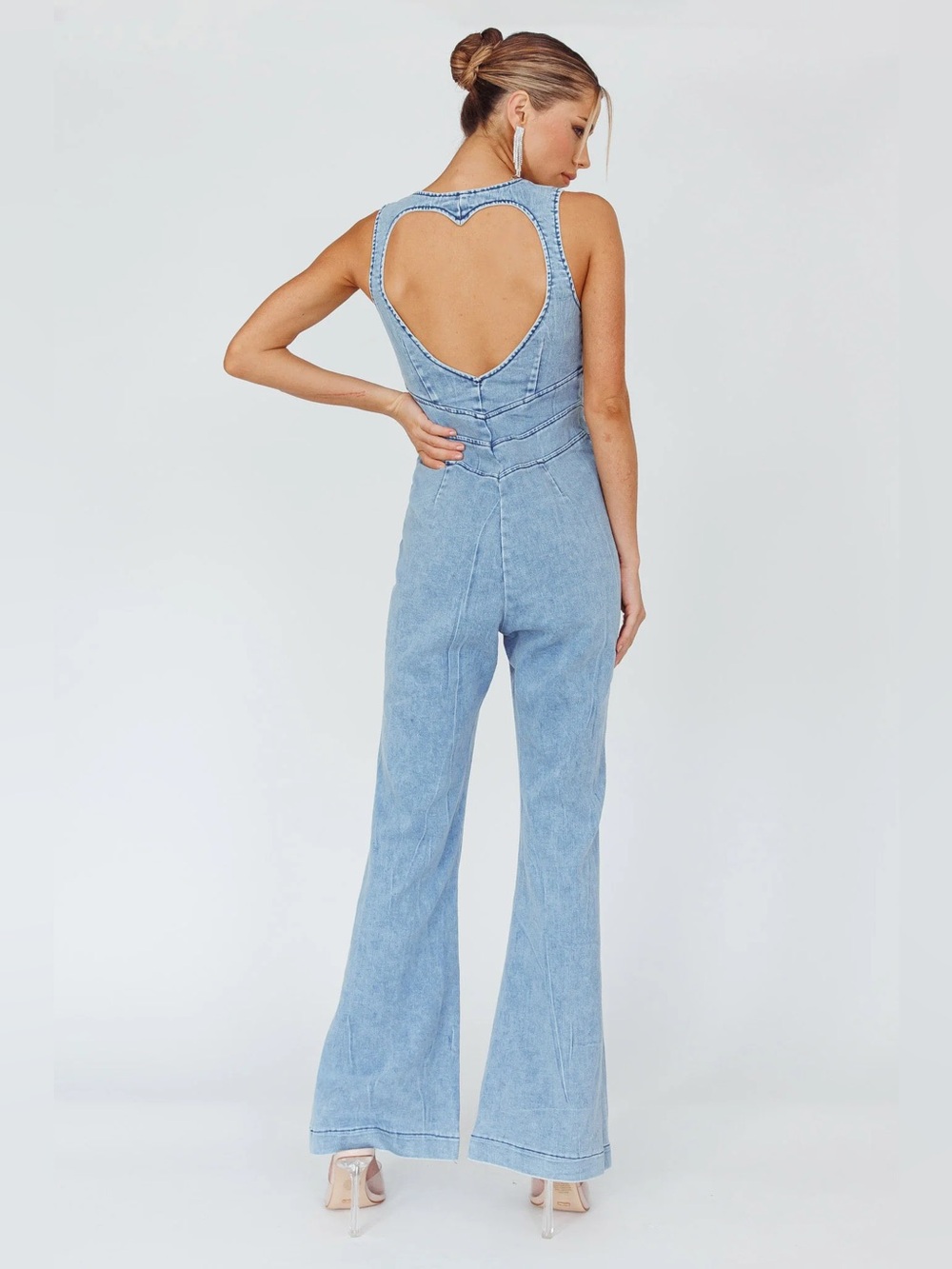 $98 NWT Selfie Leslie x ANGEL BIBA Teigan Heart Back Sleeveless Jumpsuit Denim